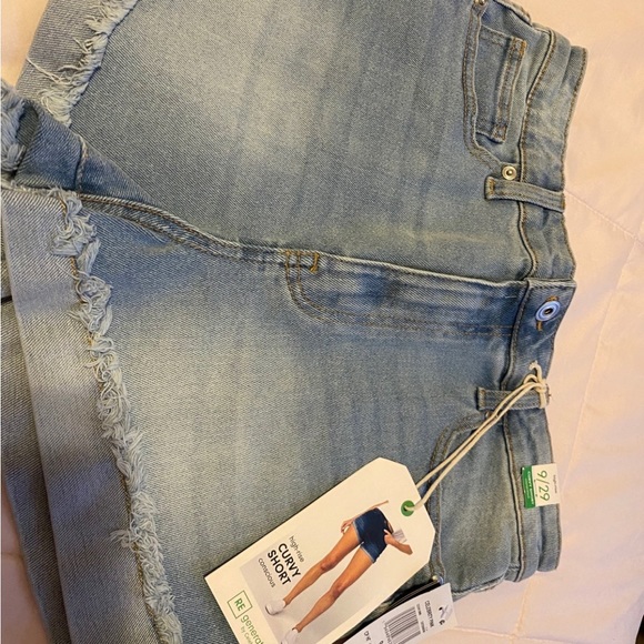 NWT Size 9 brand new Jean short bundle - Picture 2 of 3